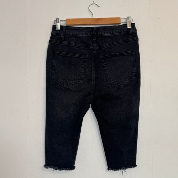 NWT | Material Girl Distressed Black Denim Bermuda Shorts - Raw Hem | Sz 3 - Picture 4 of 5